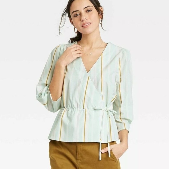 A new day pastel colors top - Picture 1 of 2